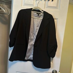 Torrid Size 2 women’s suit jacket 3/4 sleeves